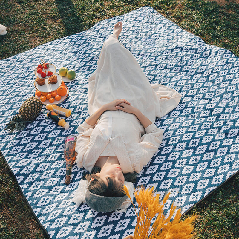 Waterproof Quilted Picnic Blanket with Straps