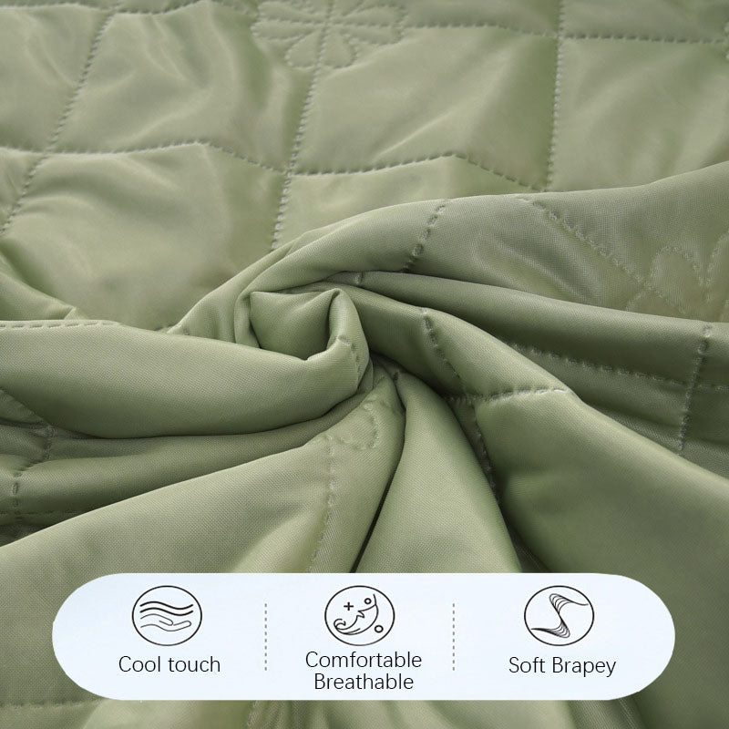 Four-Leaf Clover Cooling Blanket for Hot Sleepers