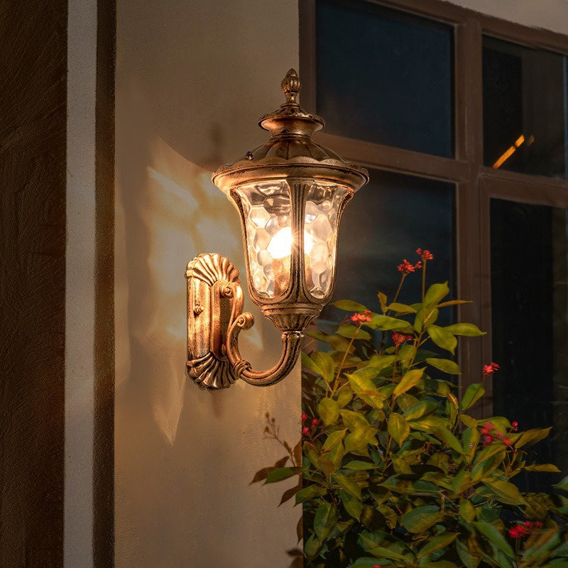 Waterproof Bronze Outdoor Wall Light with Glass Shame