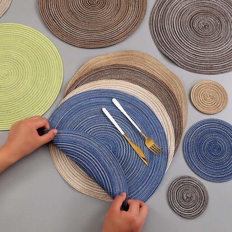 6 Pieces Round Placemats for Table