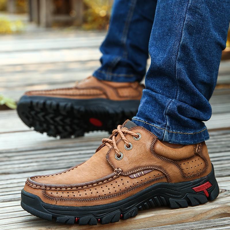 Men‘s Breathable Hiking leather Shoes With Supportive Sole