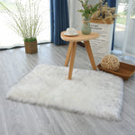 bedroom-rugs-graywhite