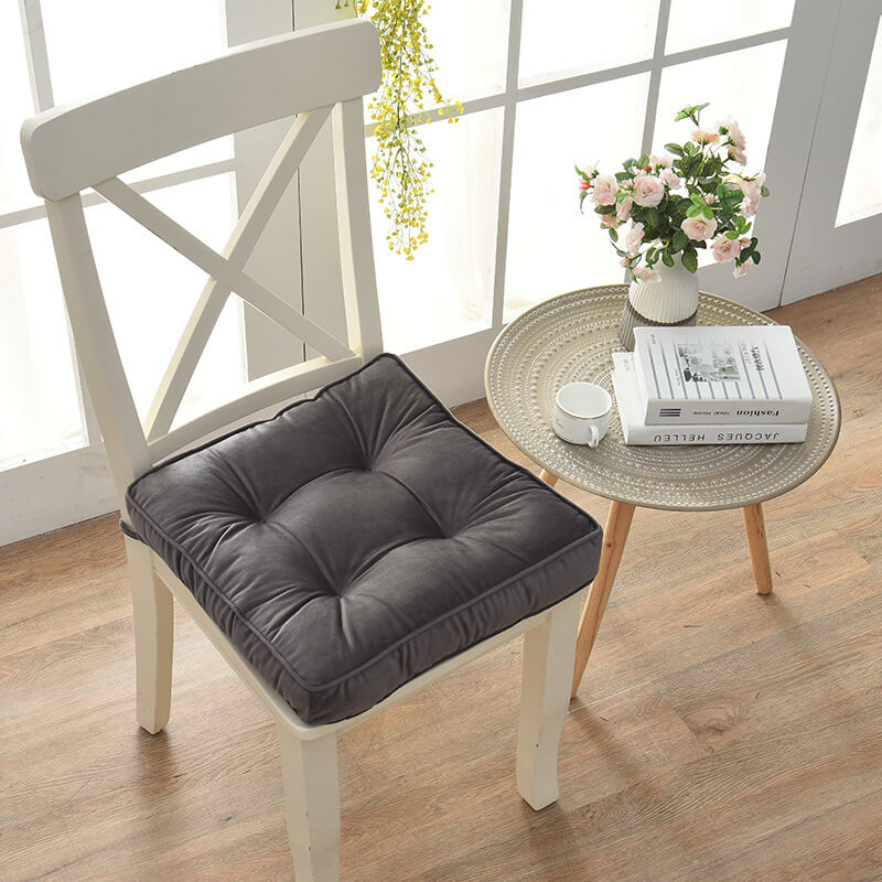 chair cushions-black